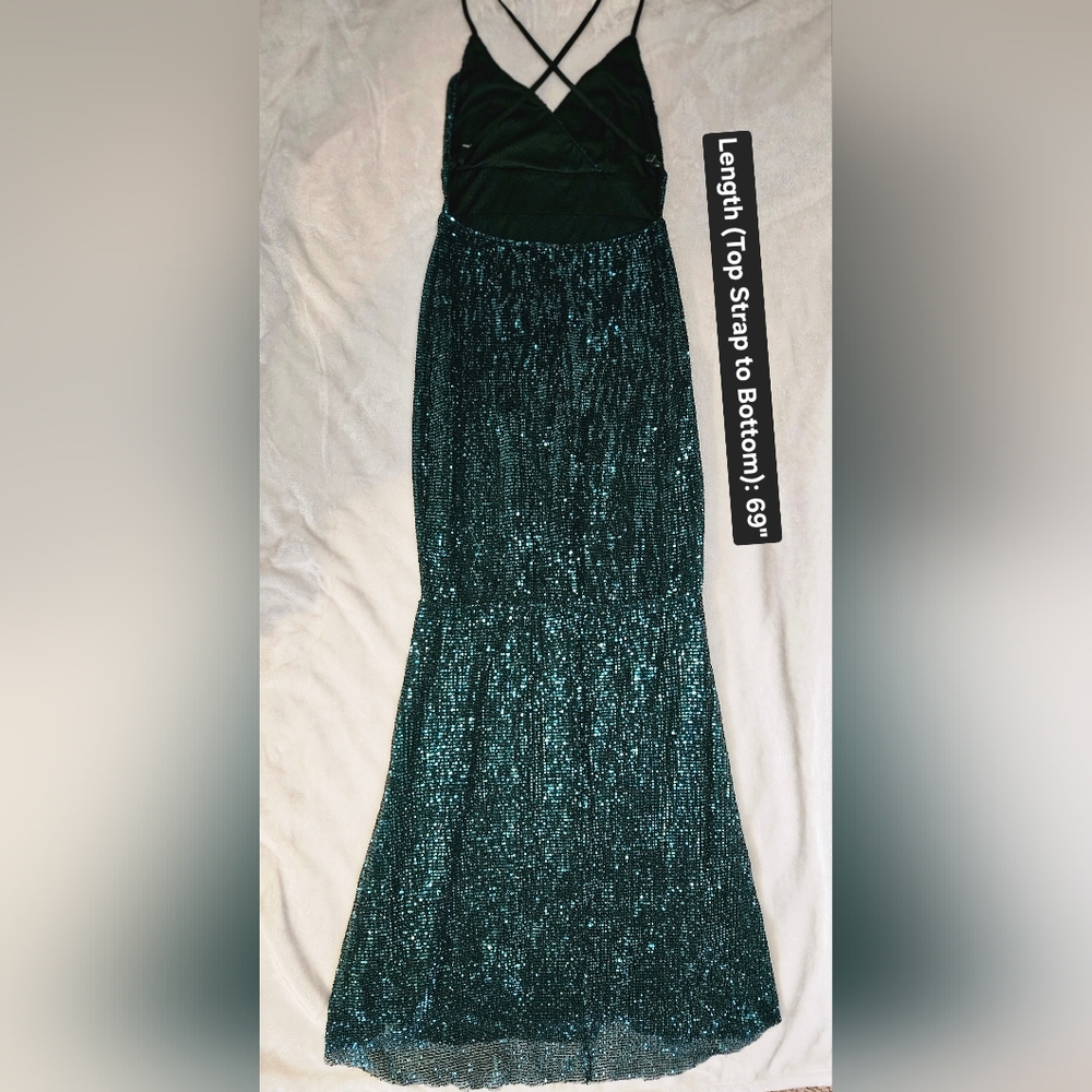 Club L London Emerald Green Sequin V-Neck Maxi Gown - Picture 5 of 9